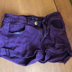 American eagle bergundy jean shorts
